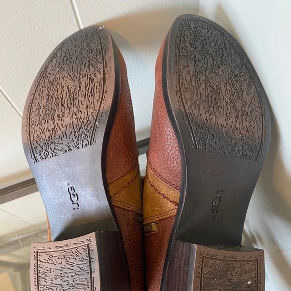 NWOT UGG Lou Boots - Picture 5 of 6